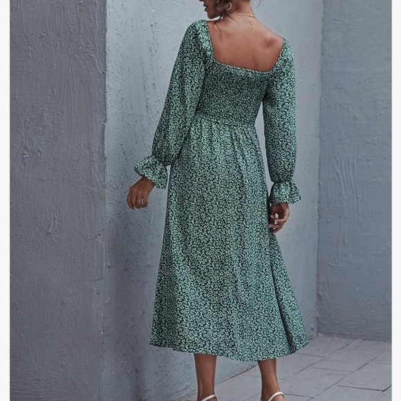 Dress - Picture 4 of 4